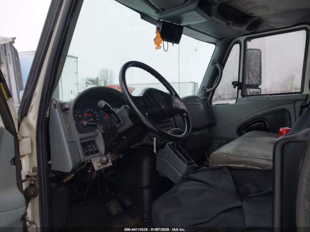 International 4000 4300 Image 7