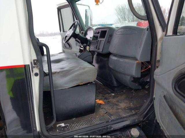 International 4000 4300 Image 8