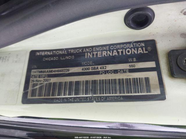 International 4000 4300 Image 13