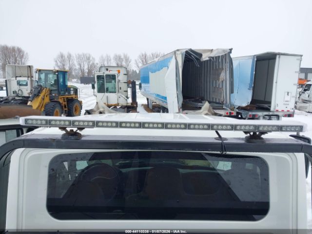 International 4000 4300 Image 15