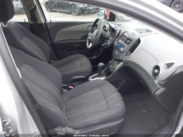 Chevrolet Sonic 2lt Image 3