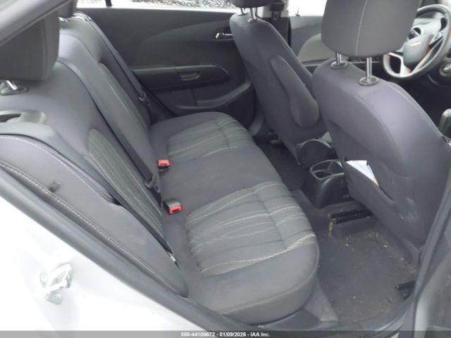 Chevrolet Sonic 2lt Image 8